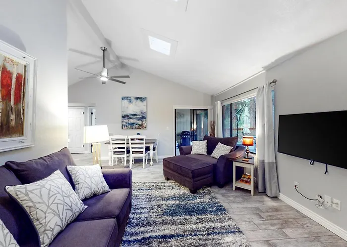 Cozy Mountain Townhome